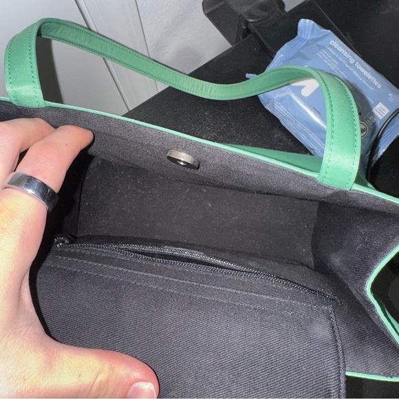 Kate Spade 90s Vintage Nylon Sam Shoulder Tote Bag Green - Picture 4 of 5